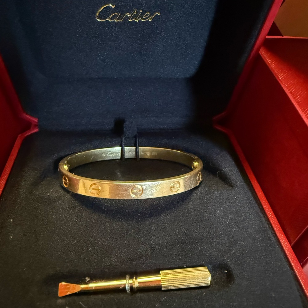 Cartier Gold Love Bracelet with Screwdriver